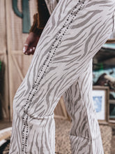 Load image into Gallery viewer, Desert Run Jean
