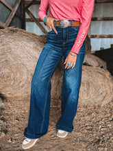 Load image into Gallery viewer, Ariat Penelope Jean
