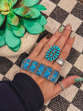 Load image into Gallery viewer, Calla Bracelet
