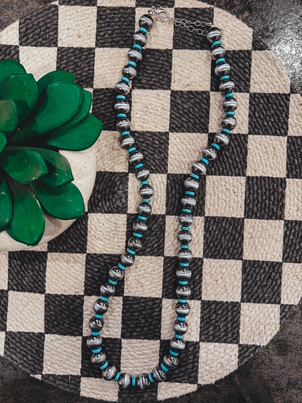 Elwood Necklace