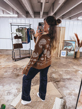 Load image into Gallery viewer, Oak Creek Cardigan
