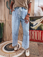 Load image into Gallery viewer, Kianna Barrel Pants
