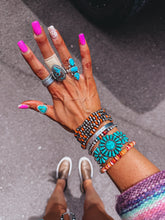 Load image into Gallery viewer, Sun Valley Bracelet Set
