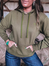 Load image into Gallery viewer, Ariat Logo 2.0 Hoodie (Moss Green)
