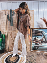 Load image into Gallery viewer, Gentry Top (Brown)
