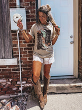 Load image into Gallery viewer, Lucy Lace Shorts (Ivory)
