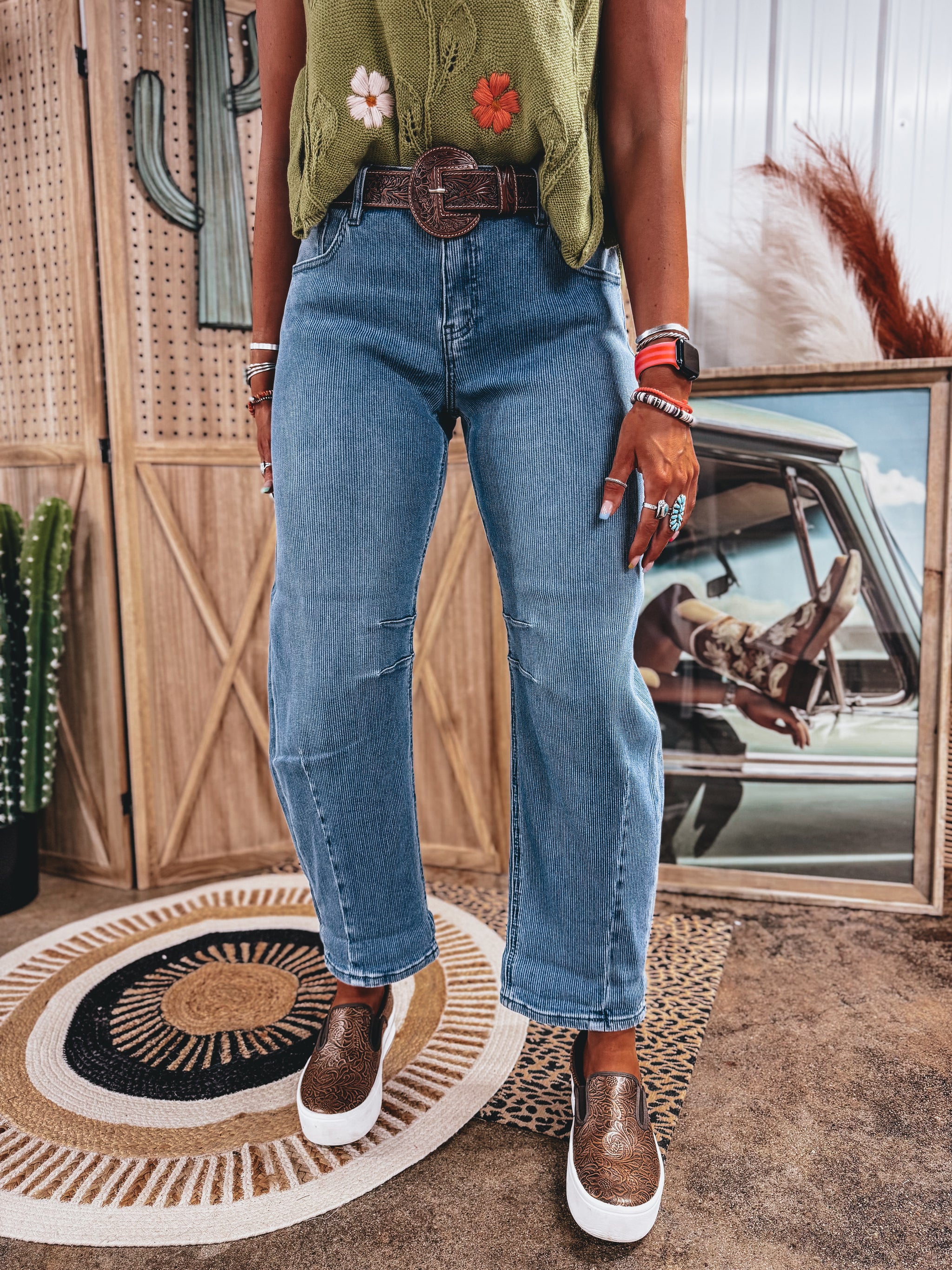 Bottoms – The Punchy Flare