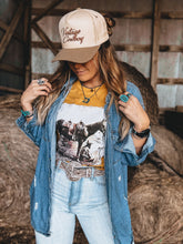Load image into Gallery viewer, Ariat Western Photo T-shirt
