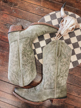 Load image into Gallery viewer, Ariat Jukebox Boot (Soft Olive Suede)
