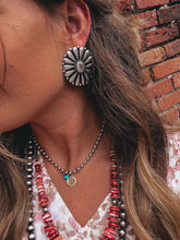 Load image into Gallery viewer, Judd Earrings
