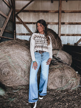Load image into Gallery viewer, Ariat Lodge Sweater
