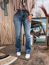 Load image into Gallery viewer, Landry Jean
