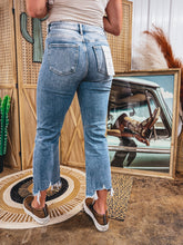 Load image into Gallery viewer, Finley Jean
