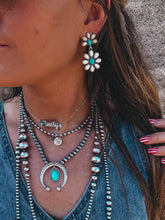Load image into Gallery viewer, Peoria Earrings
