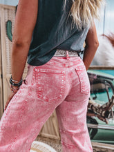Load image into Gallery viewer, Azari Barrel Jeans
