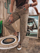Load image into Gallery viewer, Chester Cheetah Barrel Jean
