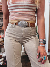 Load image into Gallery viewer, Arlington Jean (Khaki)
