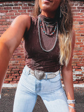 Load image into Gallery viewer, Thayne Tank (Brown)
