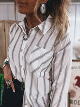 Load image into Gallery viewer, Vince Button Up
