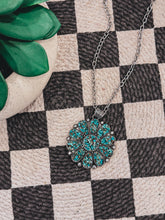 Load image into Gallery viewer, Kindra Necklace
