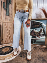 Load image into Gallery viewer, Lennon Jean
