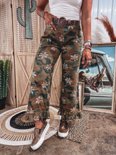 Load image into Gallery viewer, Backwoods Flower Pants
