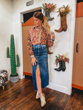 Load image into Gallery viewer, Rattles Ridge Denim Skirt
