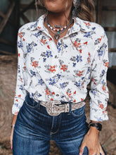 Load image into Gallery viewer, Ariat Homestyle Shirt (Horseshoe)
