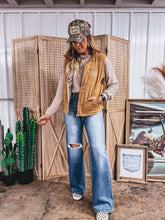 Load image into Gallery viewer, Windsor Vest (Tan)
