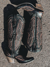 Load image into Gallery viewer, Ariat Casanova Western Boot (Brooklyn Black)
