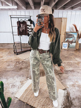 Load image into Gallery viewer, Raymer Cardigan
