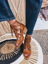 Load image into Gallery viewer, Randi Heel
