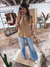 Load image into Gallery viewer, Dillion Sweater Vest
