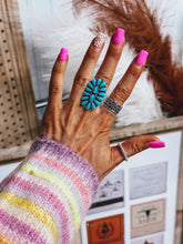 Load image into Gallery viewer, Peace Cuff Ring
