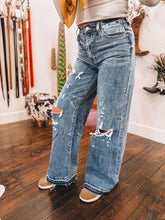 Load image into Gallery viewer, Stoney Jeans
