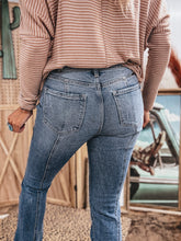 Load image into Gallery viewer, Landry Jean
