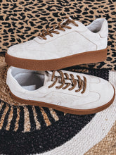 Load image into Gallery viewer, Rodeo Run Sneaker
