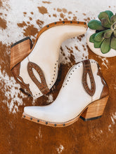 Load image into Gallery viewer, Ariat Greeley Western Boot
