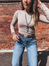 Load image into Gallery viewer, Shelby Top (Beige)
