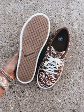 Load image into Gallery viewer, Ariat Skylar Shoe (Speckled Cow)
