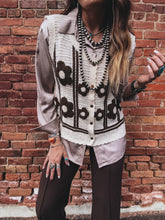 Load image into Gallery viewer, Winnie Button Up (Beige)
