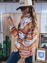 Load image into Gallery viewer, Roswell Pullover
