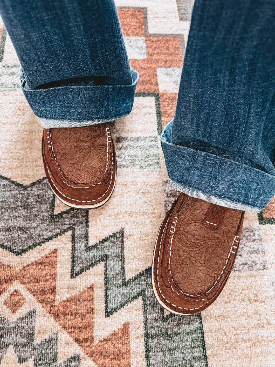 Ariat Cruiser (Brown Suede)