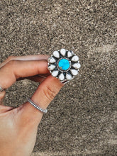 Load image into Gallery viewer, Della Adjustable Ring
