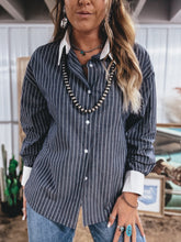 Load image into Gallery viewer, Lila Button Up
