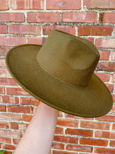 Load image into Gallery viewer, Mazie Hat (Olive)
