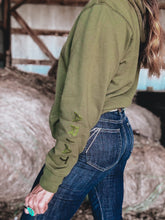 Load image into Gallery viewer, Ariat Logo 2.0 Hoodie (Moss Green)
