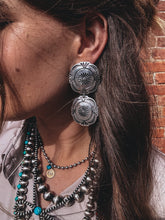 Load image into Gallery viewer, Hutch Earrings
