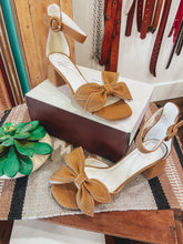 Load image into Gallery viewer, Celeste Heel (Camel)
