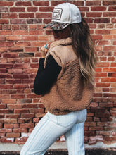 Load image into Gallery viewer, Teddy Vest (Camel)
